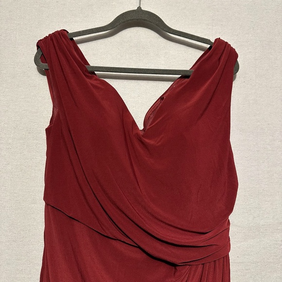 NWT La Femme Ruched Off-The-Shoulder V-Back Dress - size 16W - Picture 5 of 8